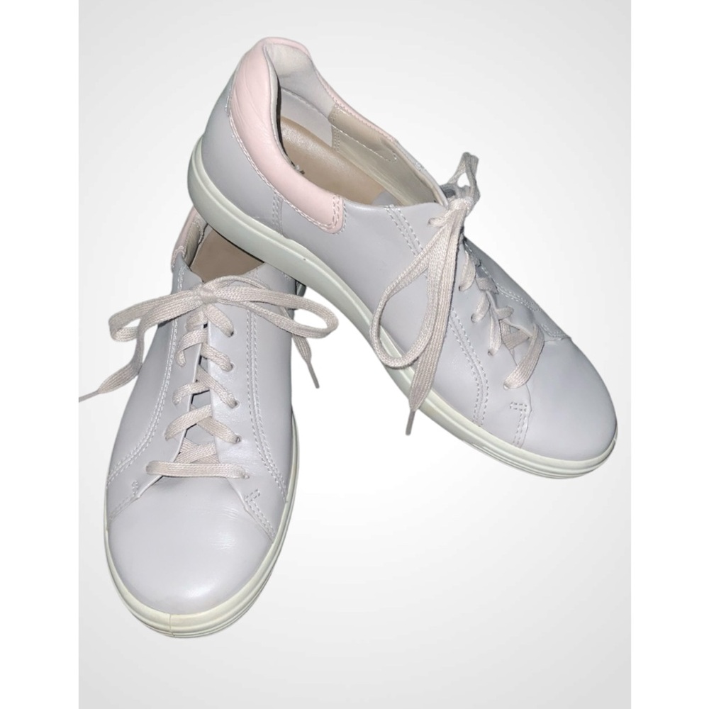 Ecco Soft Women's Gray and Light Pink Leather Sneakers Size 7